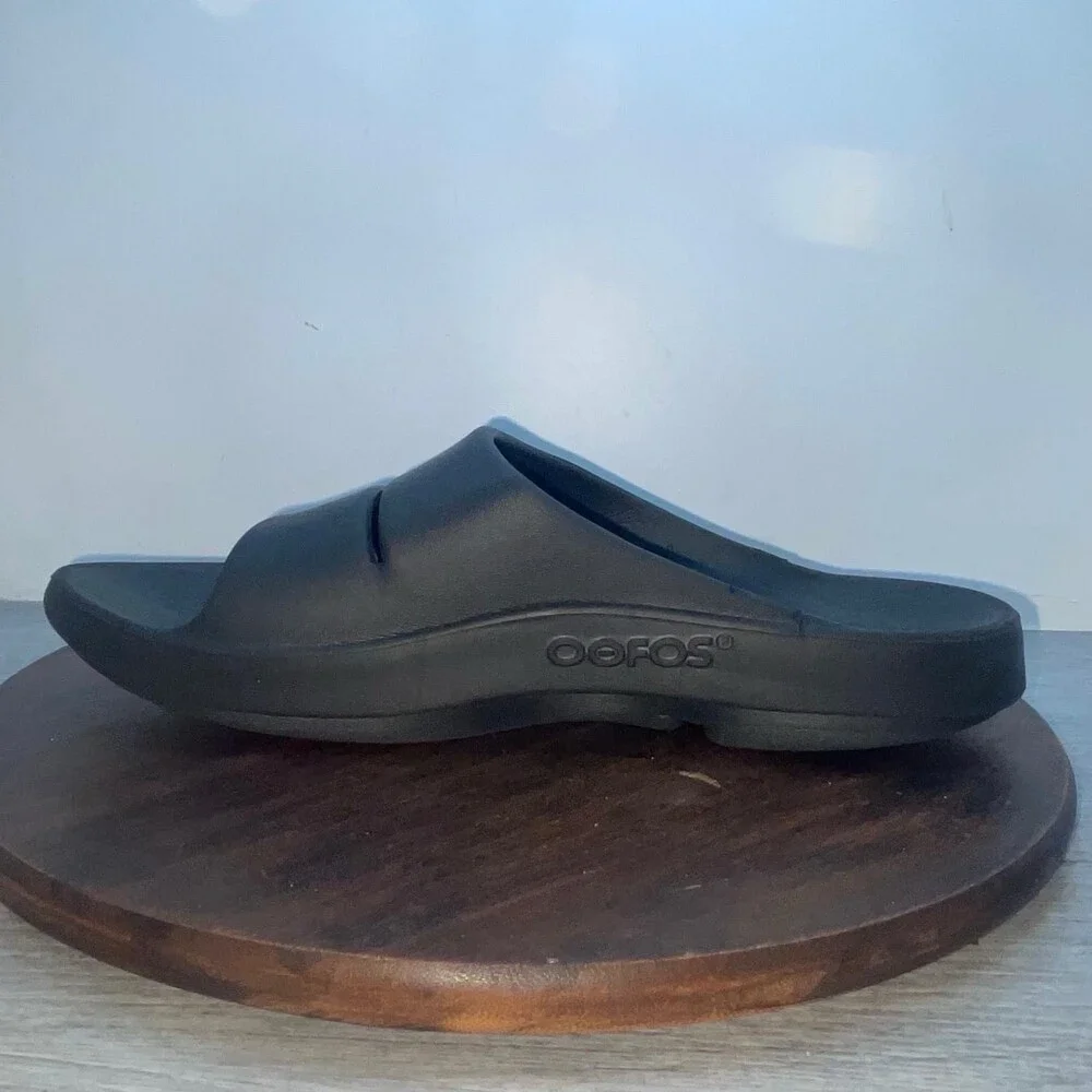 Oofos Ooahh Sandals Men’s 10 Women’s 12 Black Recovery Slip On Comfort Slides